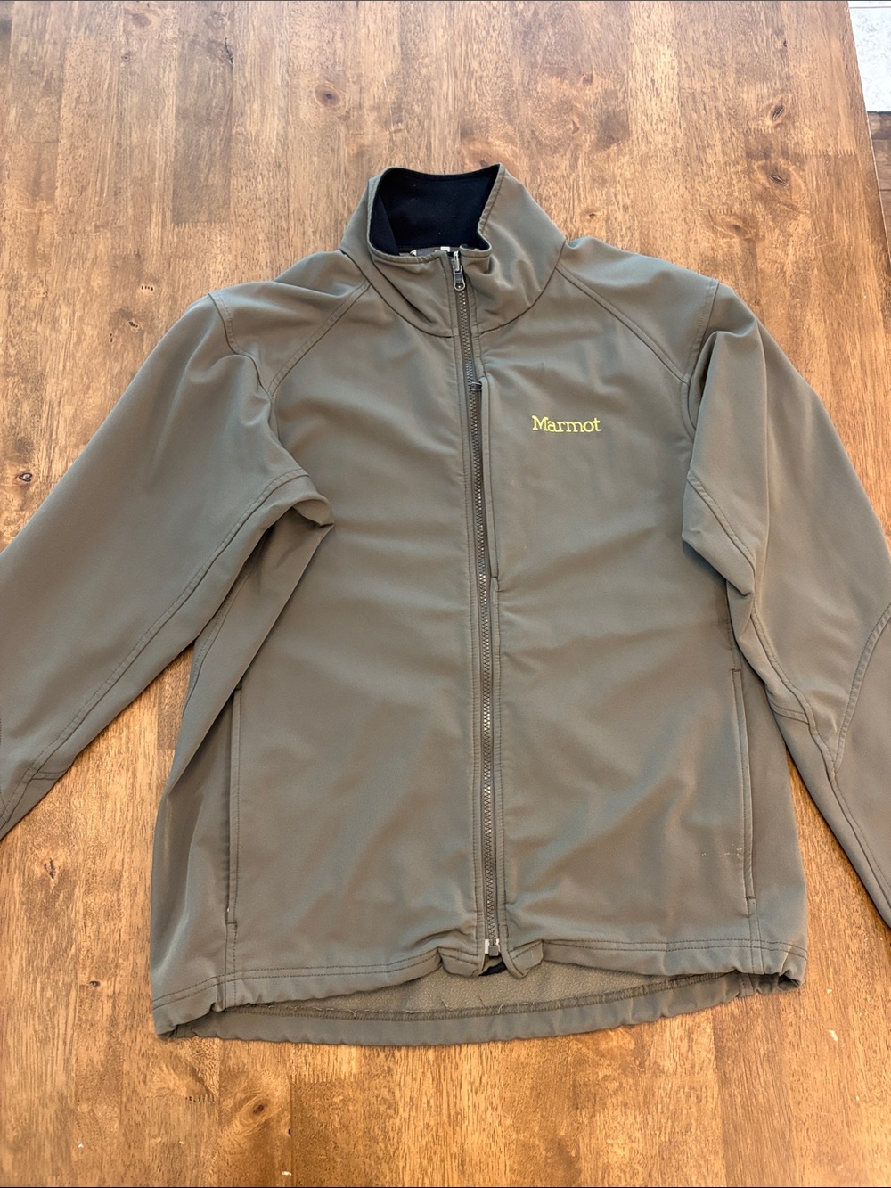 Marmot Men's Olive Lightweight Softshell Jacket with Yellow Logo